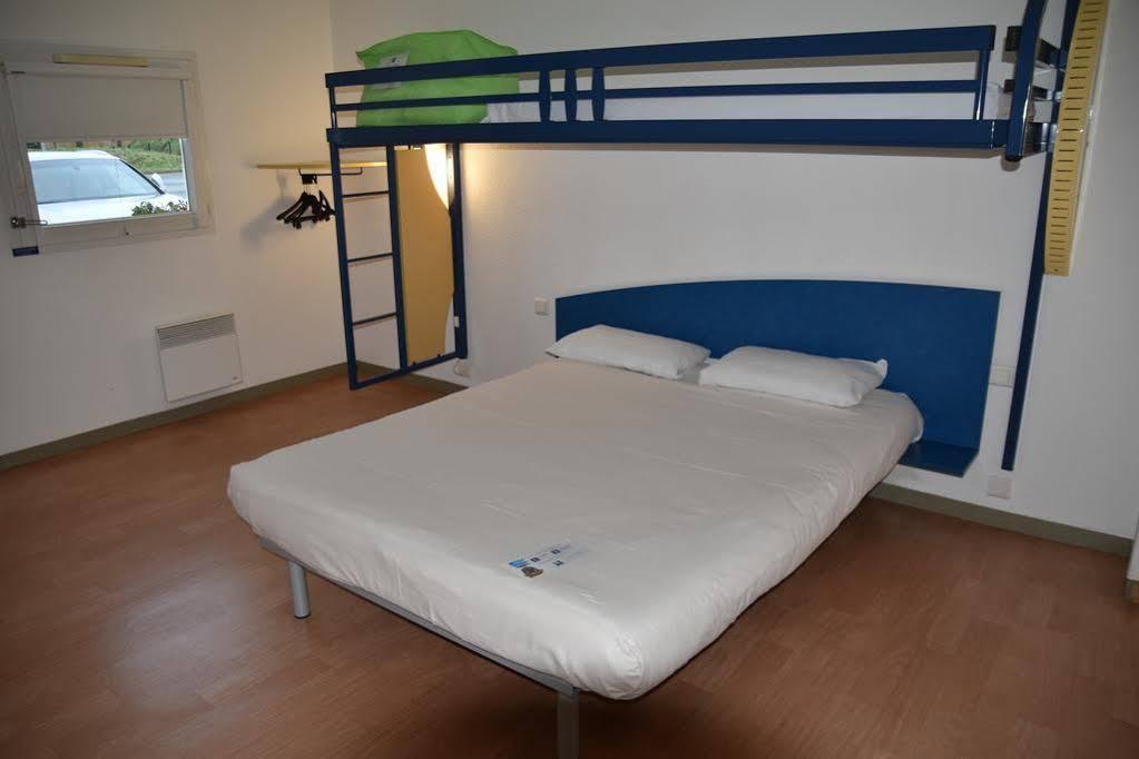 Ibis Budget Rochefort Экстерьер фото